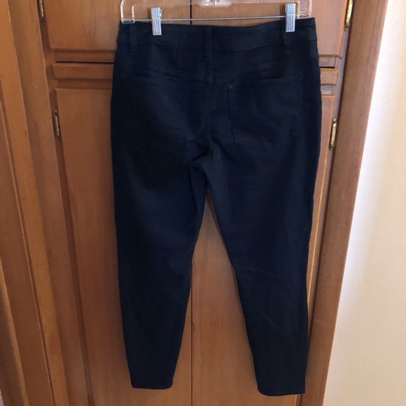 Maurice’s navy skinny jeans, medium, short - Picture 2 of 4